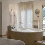 Mihotel Le Gourguillon Hotel