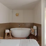 Hotel Mihotel Le Gourguillon 3*