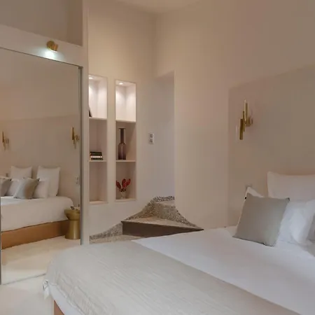 Le Gourguillon Hotel 3*