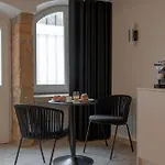Mihotel Le Gourguillon 3*