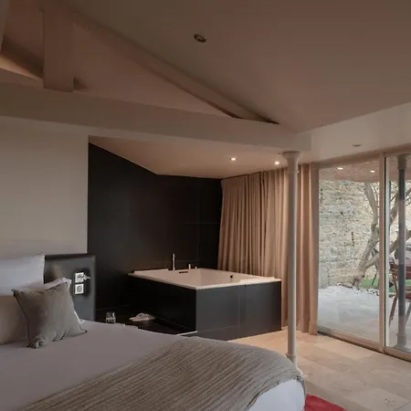 Mihotel Le Gourguillon