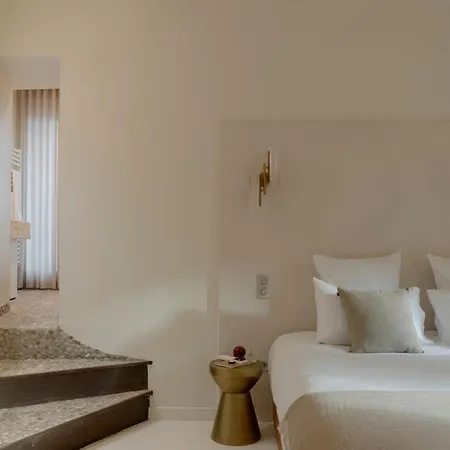 Mihotel Le Gourguillon Ξενοδοχείο 2*