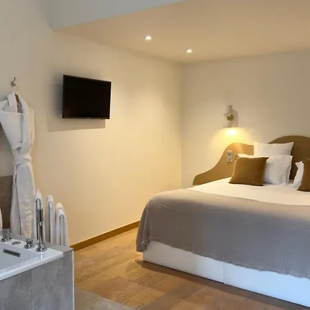 Le Gourguillon Hotel