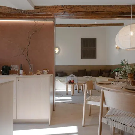 Mihotel Le Gourguillon 2*