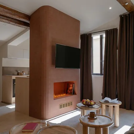 Mihotel Le Gourguillon 2* Lione