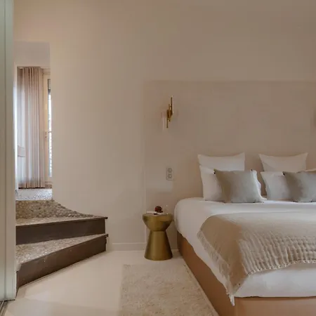 Mihotel Le Gourguillon 3* Λυών