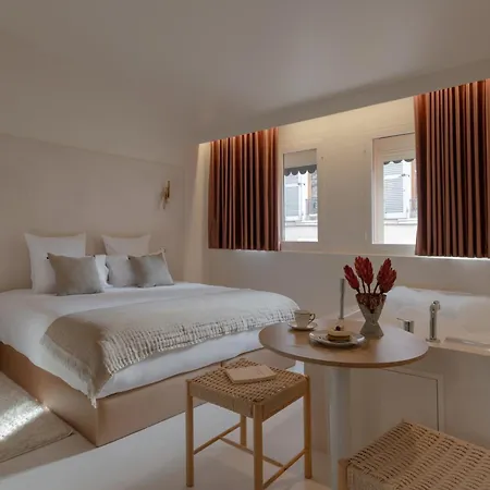 Mihotel Le Gourguillon Hotel 3*