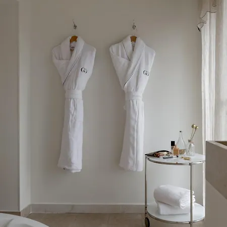 Mihotel Le Gourguillon 3*
