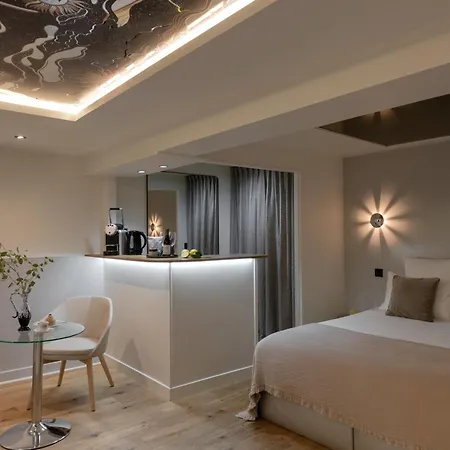 Ξενοδοχείο Mihotel Le Gourguillon 3*