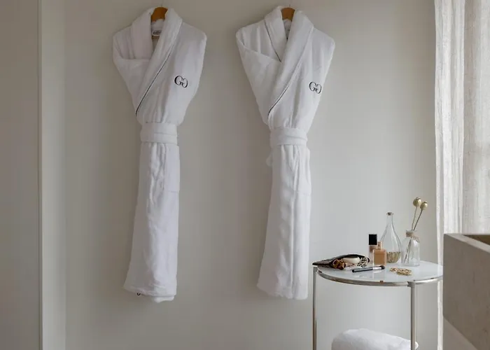 Mihotel Le Gourguillon 3*
