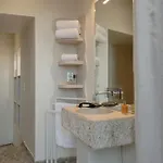 Mihotel Le Gourguillon Hotel