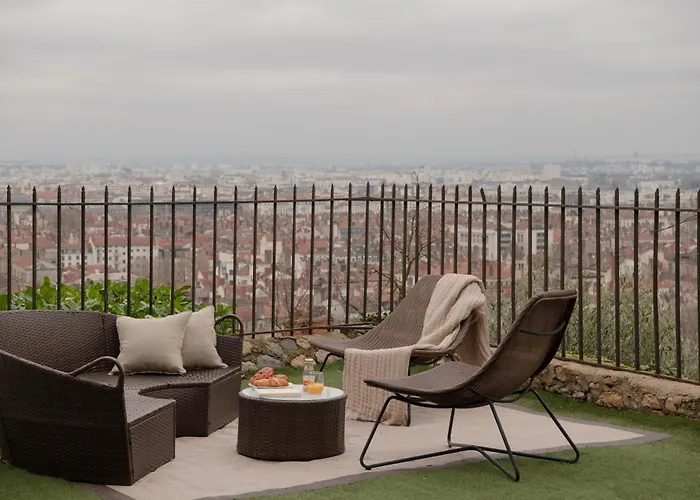 Mihotel Le Gourguillon Hotel