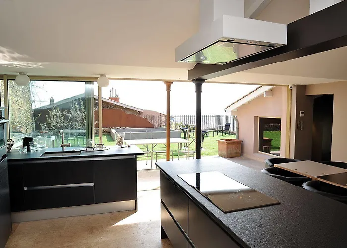 Mihotel Le Gourguillon Hotel 3*
